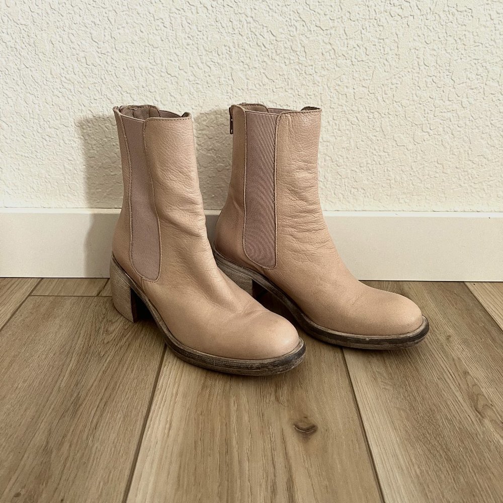 Free People Essential Chelsea Boot in Sandy Beige
